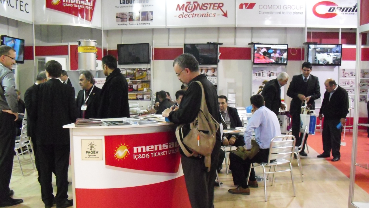 Comexi and Mensad International Trading exhibited together (pictured, top) at Plast Eurasia Fair held in Istanbul from November 29 to December 2, 2012