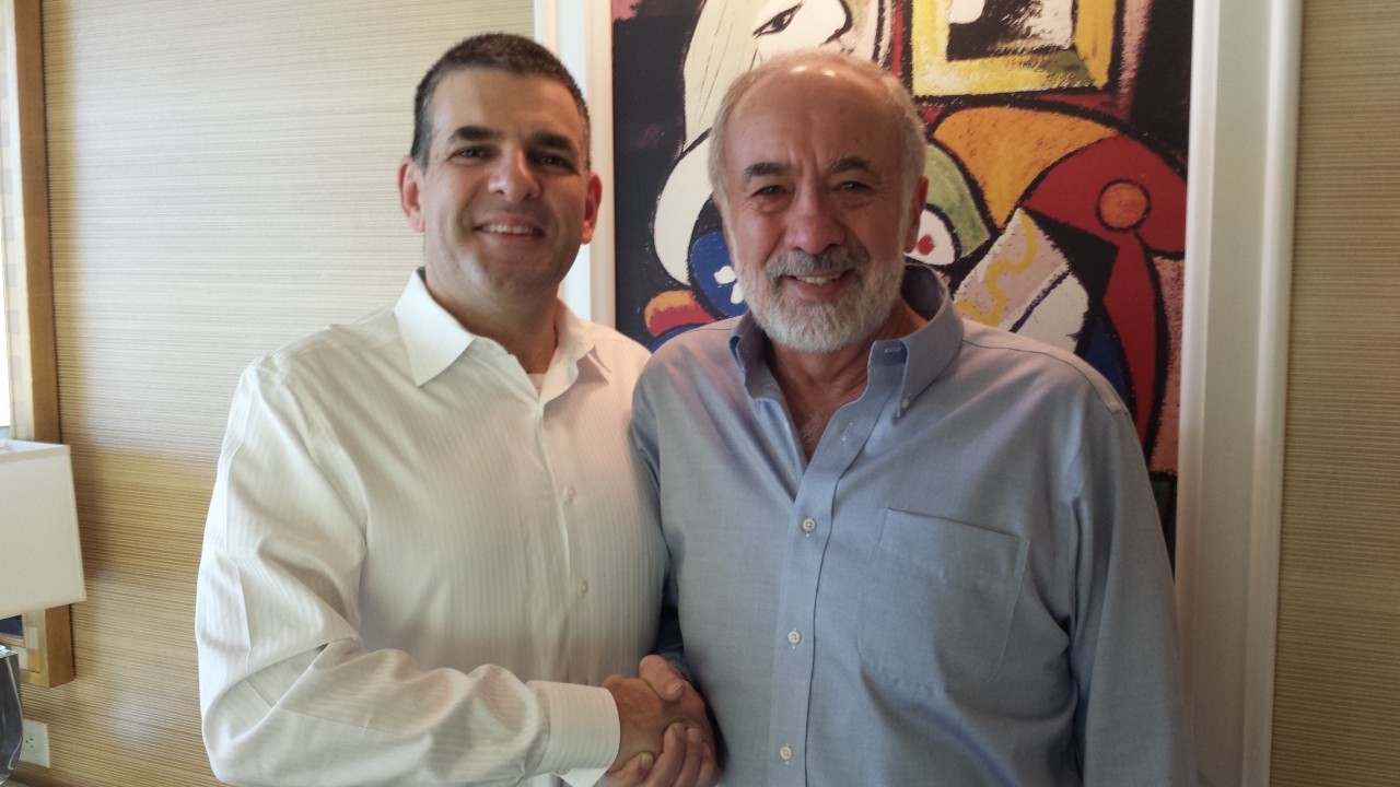 EFI CEO Guy Gecht and Landa chairman and CEO Benny Landa announced the partnership during the opening session of EFI Connect 2014
