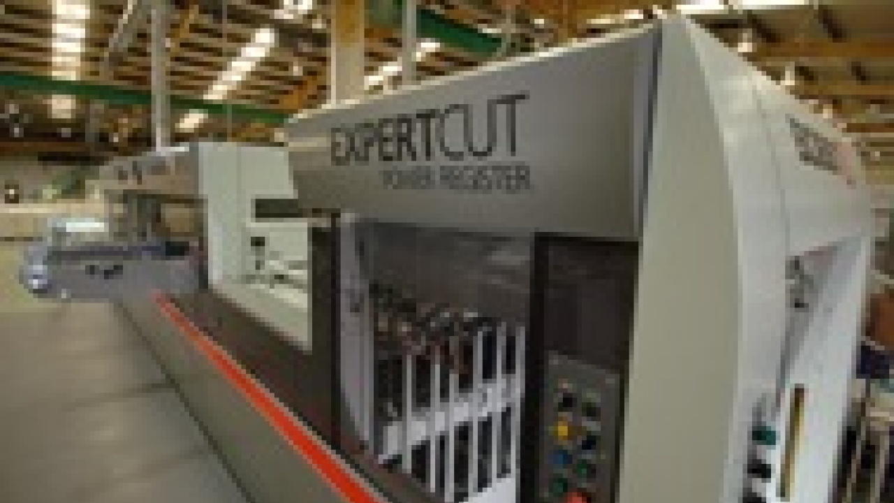 Benson adds second Bobst Expertcut