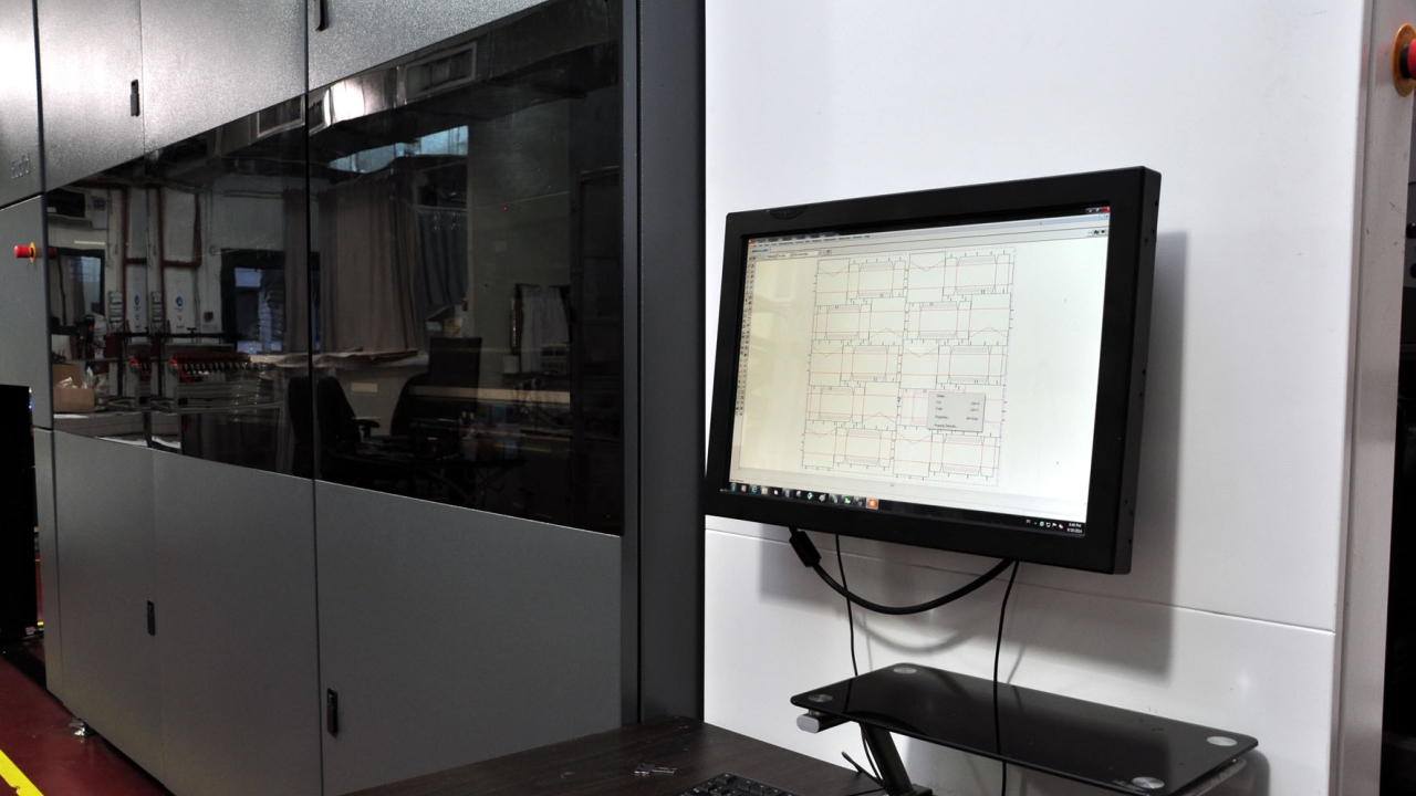 A Highcon Euclid II+ was shown at Graph Expo 14 A Highcon Euclid II+ was shown at Graph Expo 14