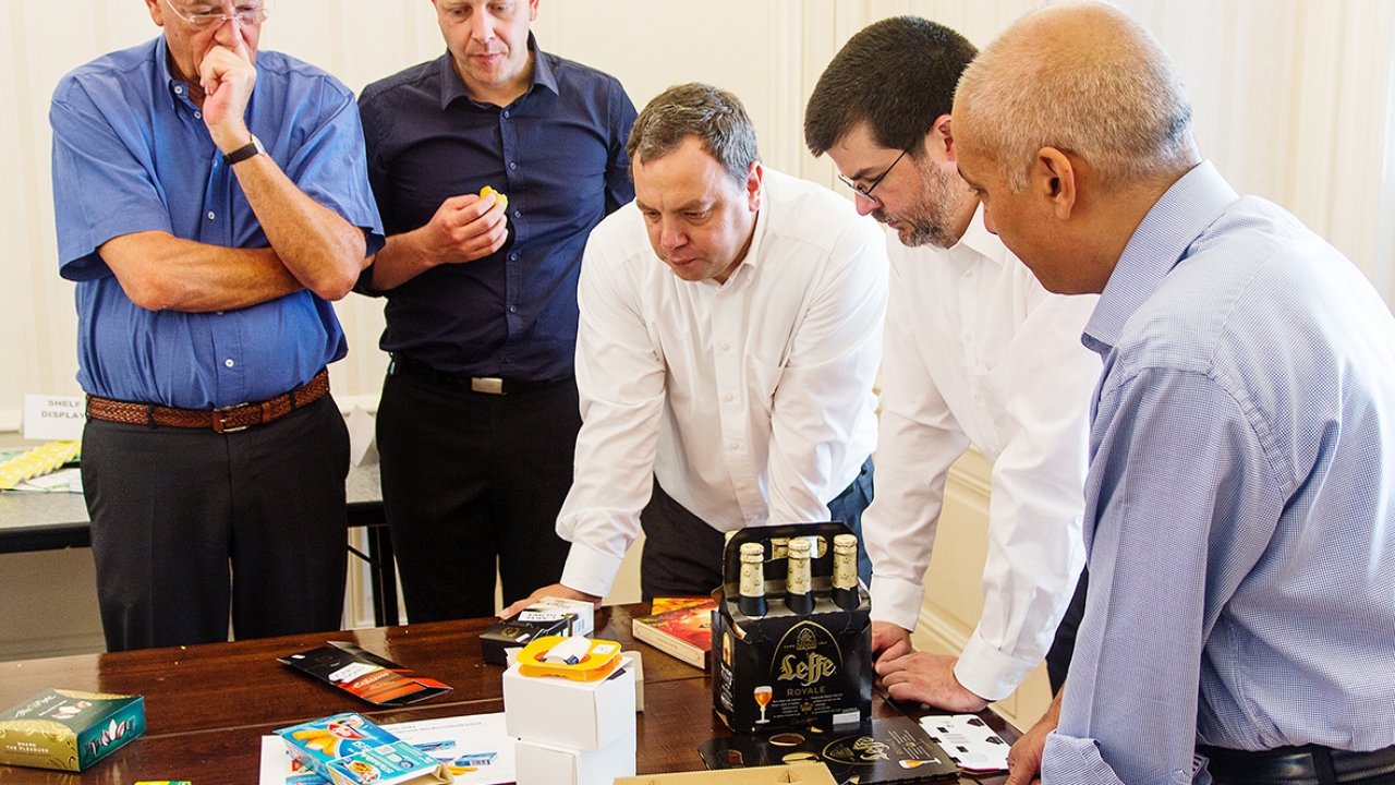 Peter Klein Sprokkelhorst, Stan Akkermans, Marco Atzberger, Martin Luh and Satkar Gidda judging entries to the Pro Carton Ecma Award 2014