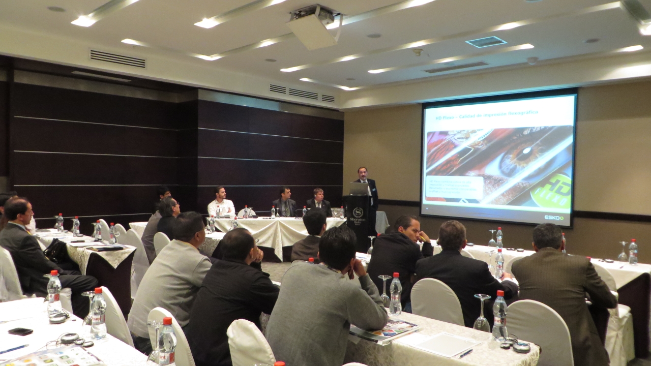 The events were organized by Ferrostaal Ecuador, the supplier’s agent in Ecuador, with over 40 visitors from the country’s printing and flexible packaging industry in attendance