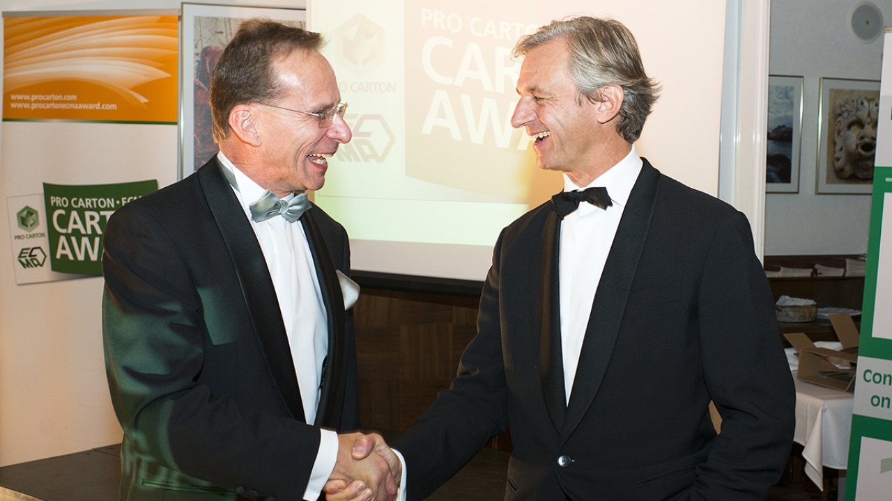 Roland Rex (left), Pro Carton president, and Andreas Blaschke, ECMA president Roland Rex (left), Pro Carton president, and Andreas Blaschke, ECMA president
