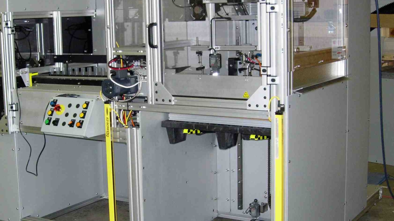 Laser Cutter for Cartons Laser Cutter for Cartons