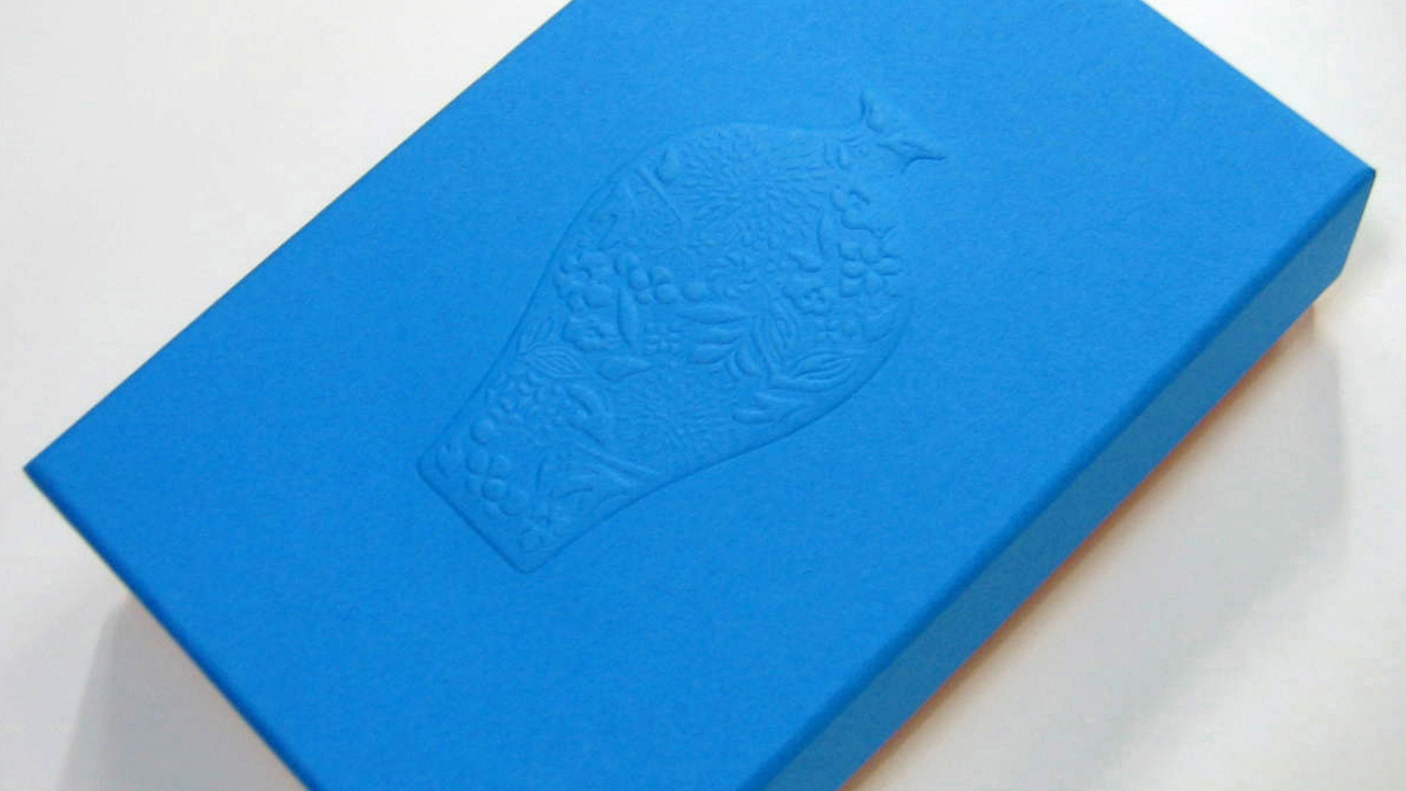 Super Deep Embossing produces emboss designs up to 2cm in height. Super Deep Embossing produces emboss designs up to 2cm in height.