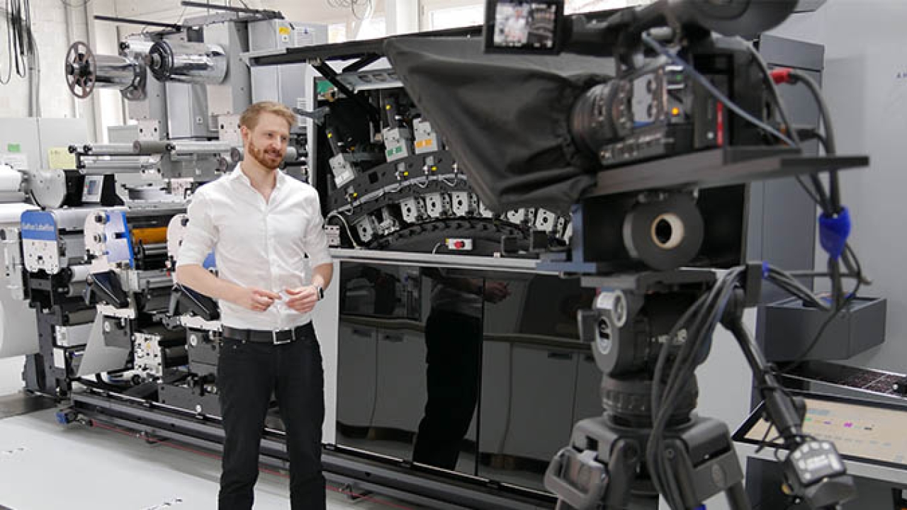 Thomas Schweizer, head of product management, introduces Gallus Labelfire printing with LM inks Thomas Schweizer, head of product management, introduces Gallus Labelfire printing with LM inks